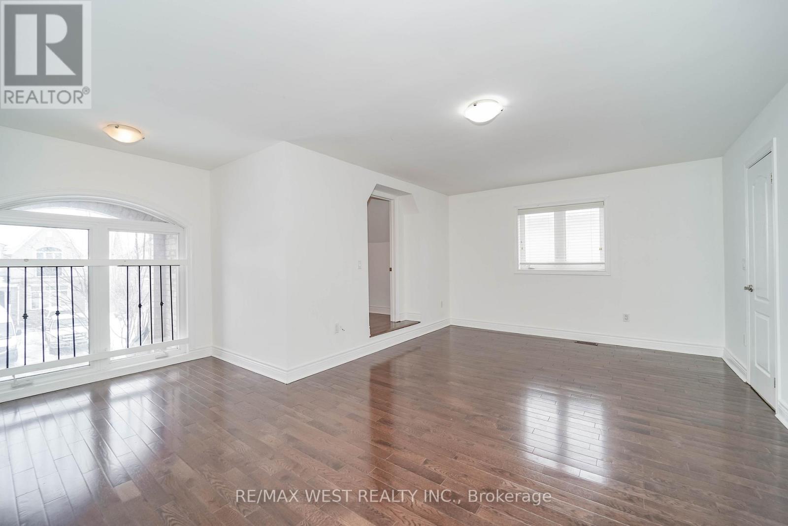 23 Vespahills Crescent, Brampton, Ontario  L6P 2V2 - Photo 15 - W12680894