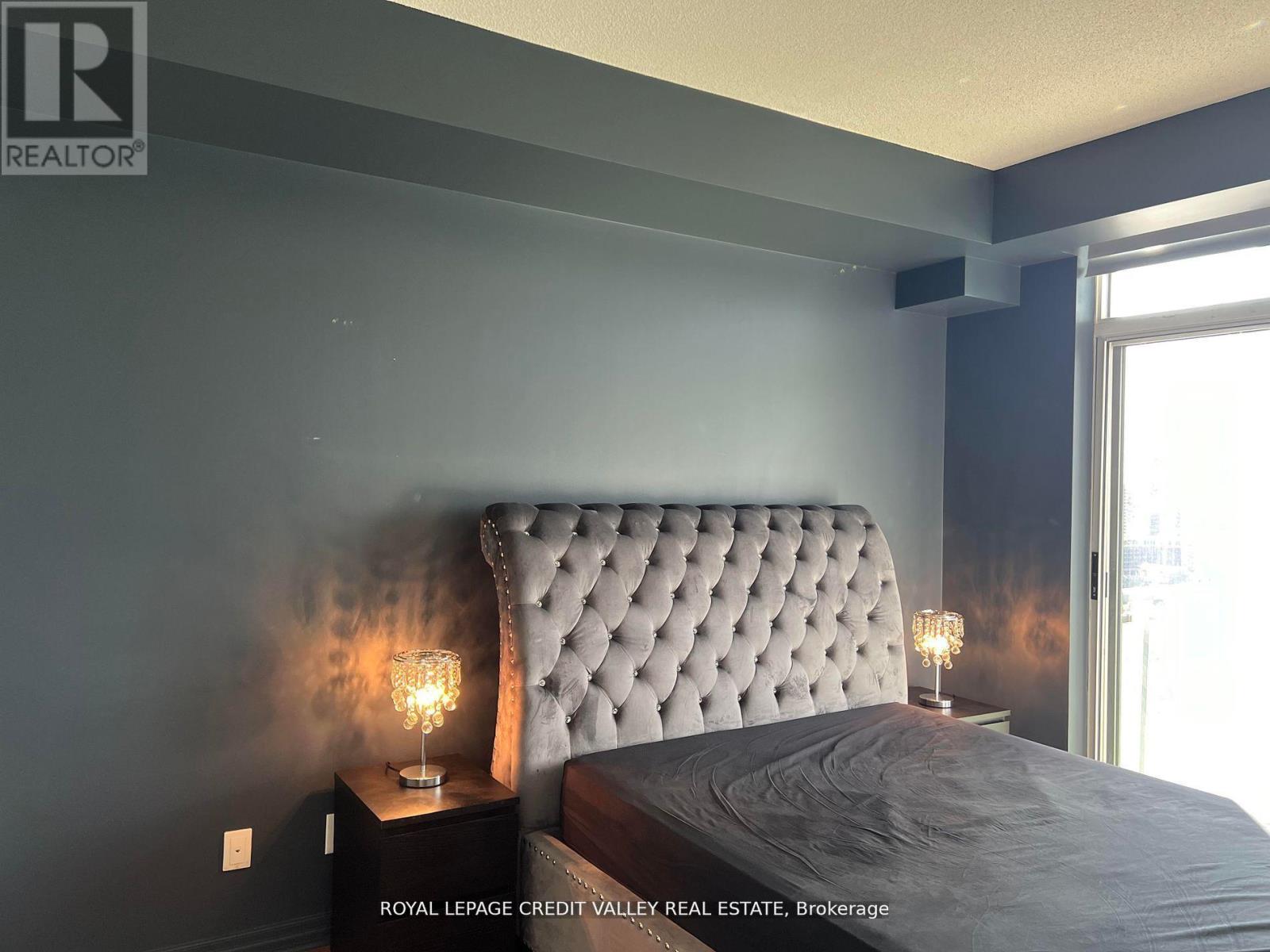 2303 - 225 Webb Drive, Mississauga, Ontario  L5B 4P2 - Photo 17 - W12680906