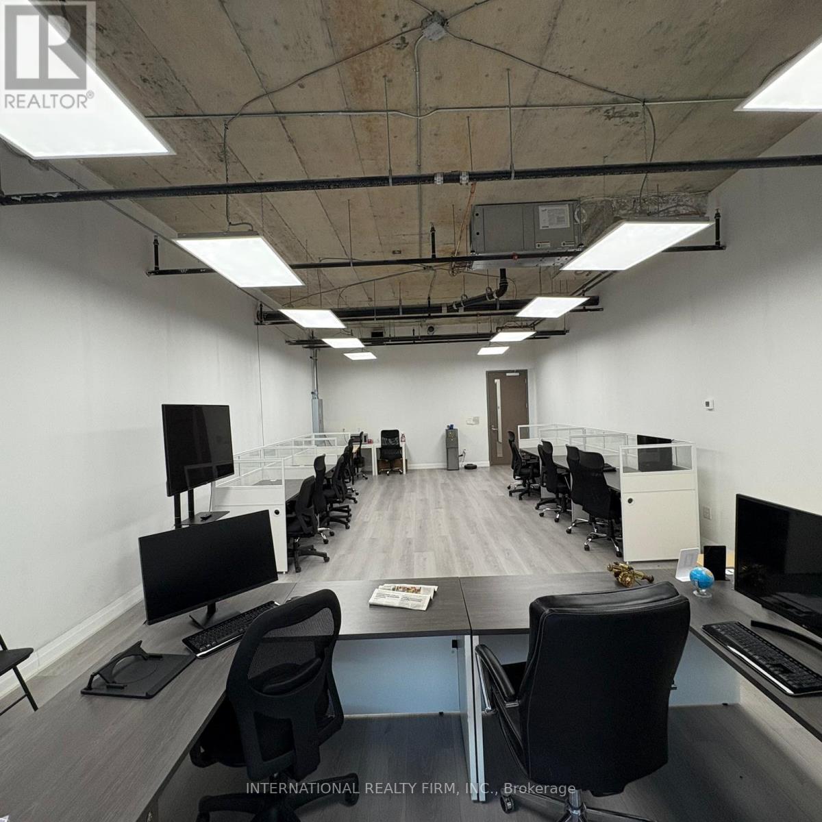 811 - 1275 Finch Avenue W, Toronto, Ontario  M3J 2G5 - Photo 3 - W12680910