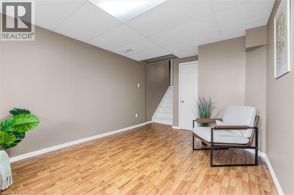 800 Paramount Drive Unit# 40, Stoney Creek, Ontario  L8J 3V8 - Photo 33 - 40797413