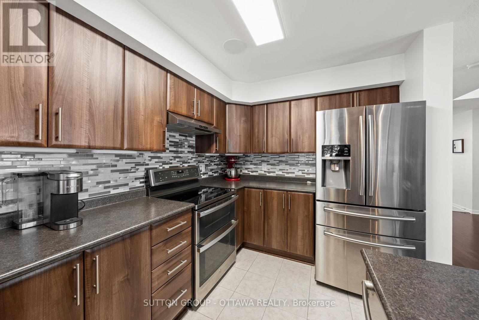 225 Vision Street, Ottawa, Ontario  K4M 0B5 - Photo 11 - X12550220