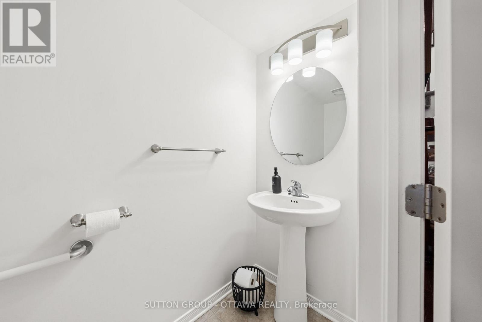 225 Vision Street, Ottawa, Ontario  K4M 0B5 - Photo 17 - X12550220