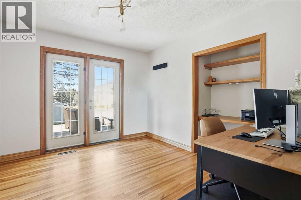 3003 25 Street Sw, Calgary, Alberta  T3E 1Y2 - Photo 17 - A2264521