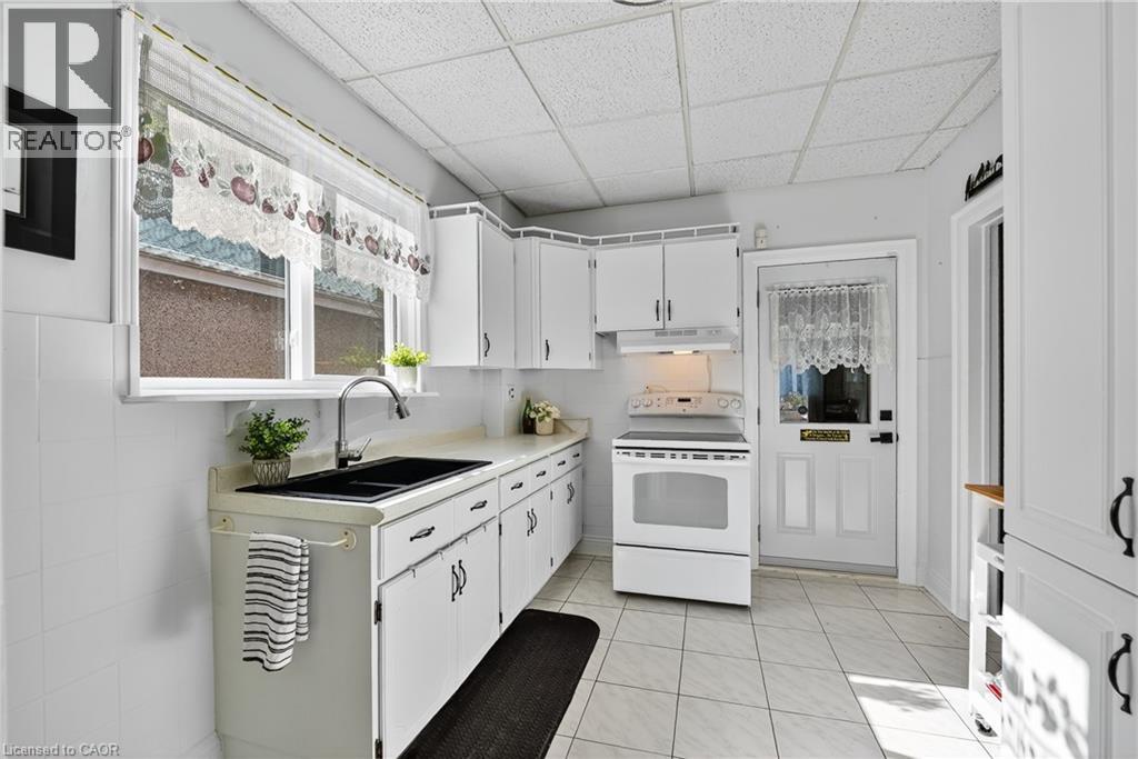 46 Weir Street S, Hamilton, Ontario  L8K 3A4 - Photo 8 - 40782147