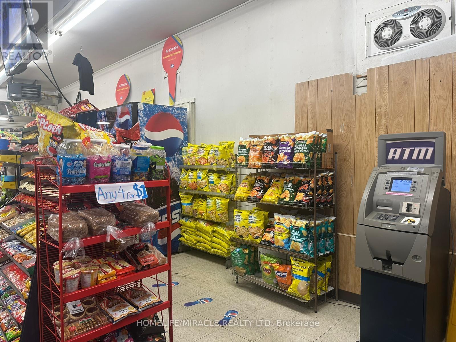 Main - 66 Erie Avenue, Brantford, Ontario  N3S 2E8 - Photo 10 - X12680612