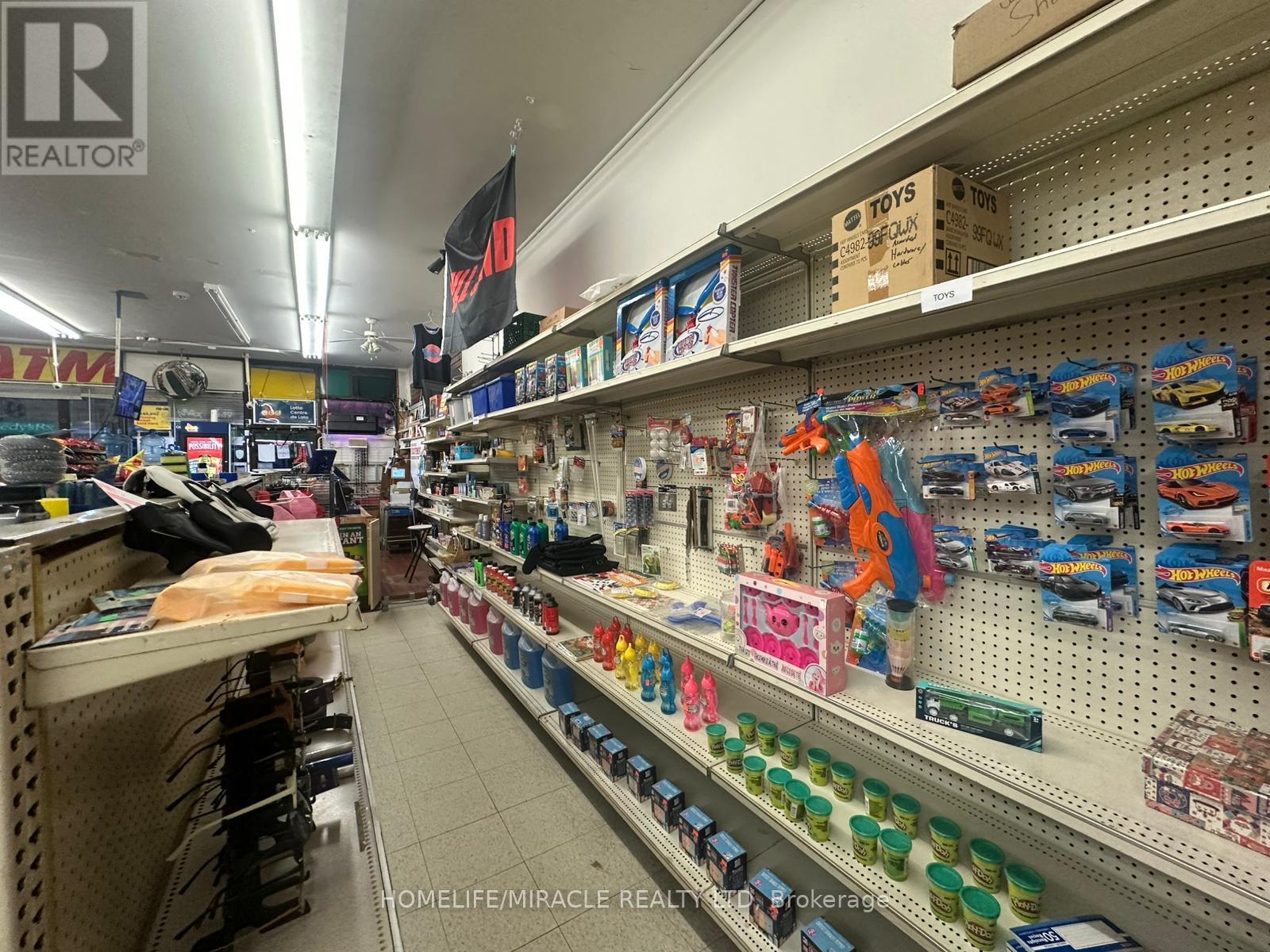 Main - 66 Erie Avenue, Brantford, Ontario  N3S 2E8 - Photo 11 - X12680612