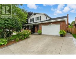 3 ATKINS DRIVE, Hamilton, Ontario