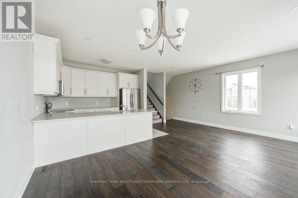 62 - 745 Chelton Road, London South, Ontario  N6M 0J1 - Photo 11 - X12680806