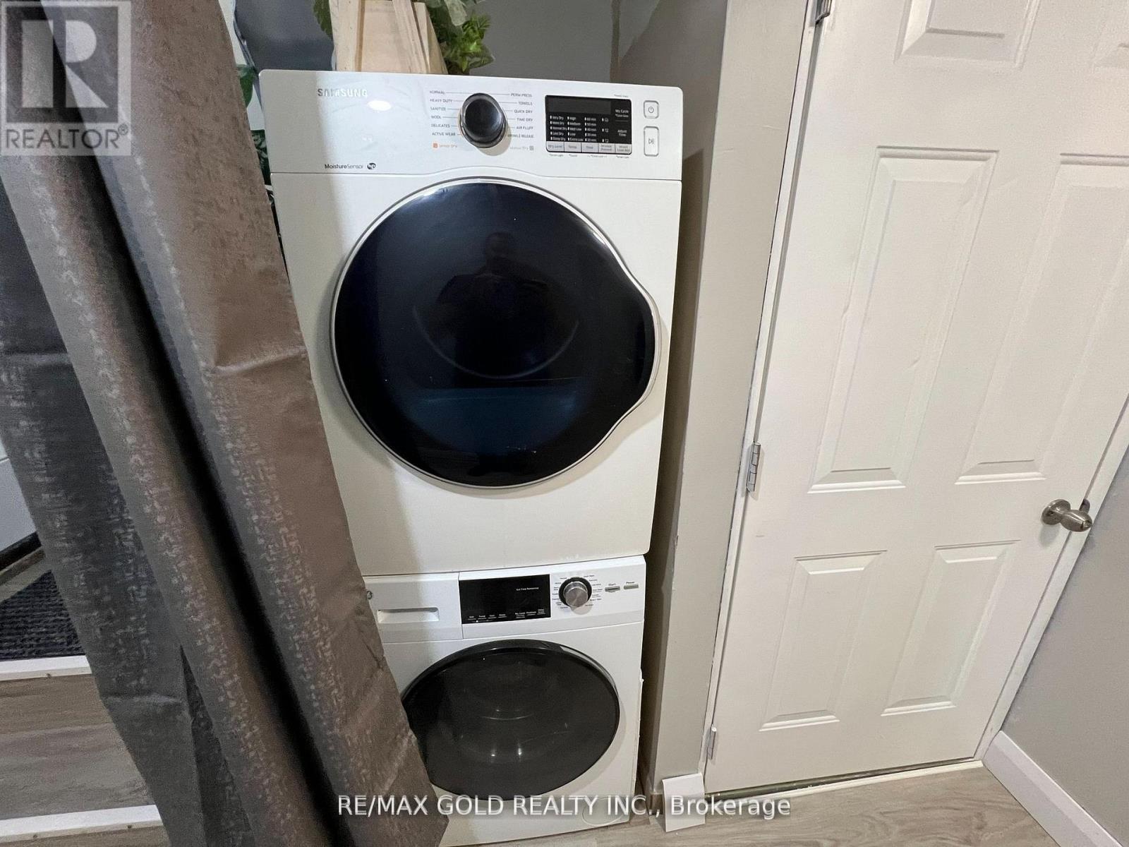 Lower - 156 Mooregate Crescent, Kitchener, Ontario  N2M 2G1 - Photo 24 - X12680864