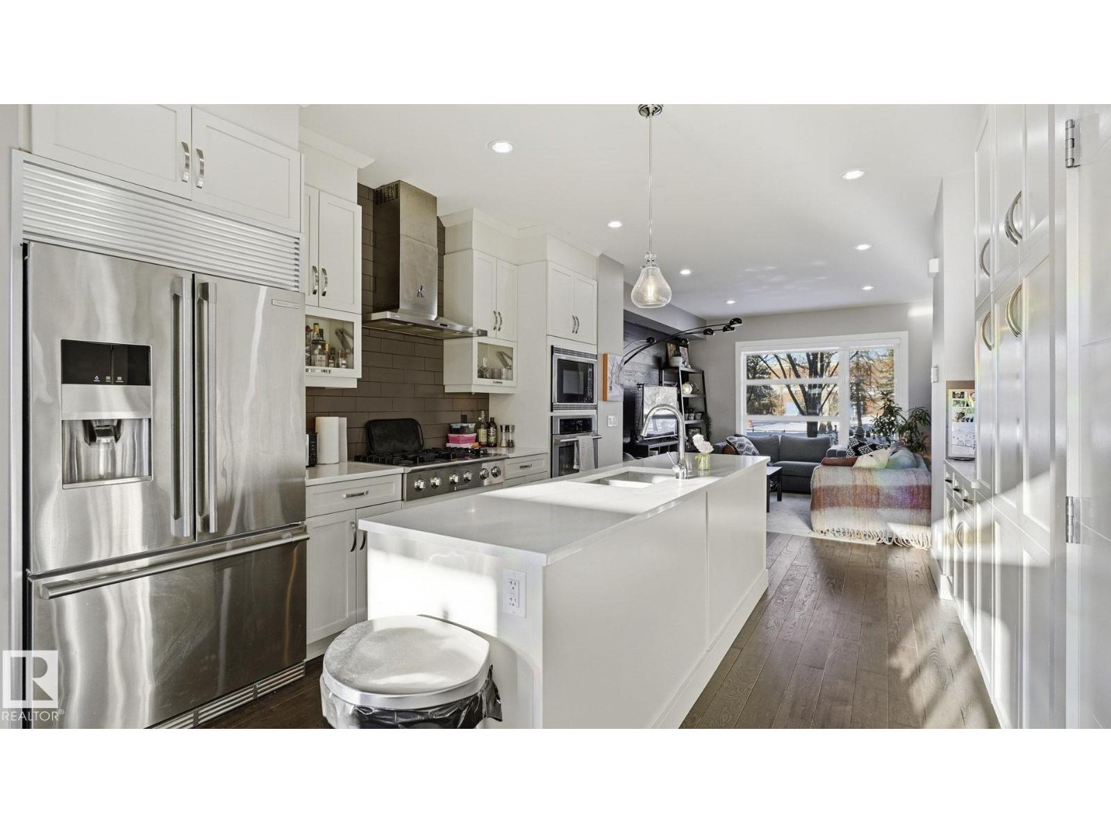 11333 76 Av Nw, Edmonton, Alberta  T6G 0K3 - Photo 3 - E4468951