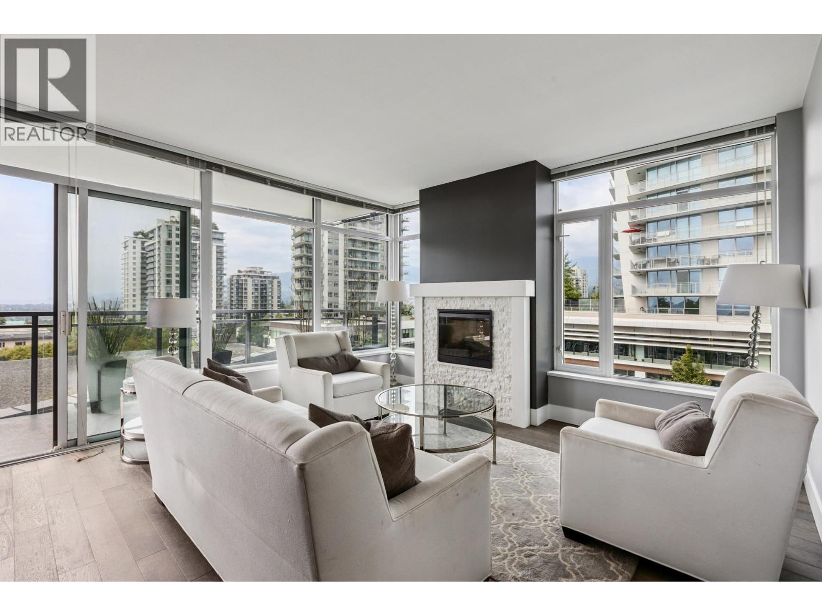 505 111 E 13th Street, North Vancouver, British Columbia  V7L 0C7 - Photo 3 - R3034373