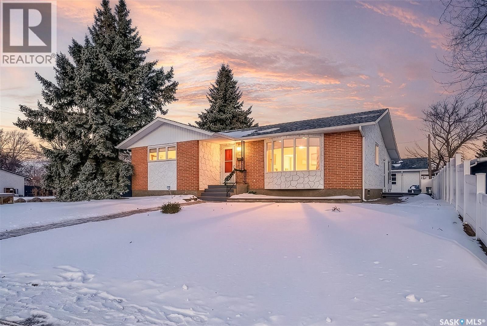 868 Valleyview DRIVE, Moose Jaw, Saskatchewan
