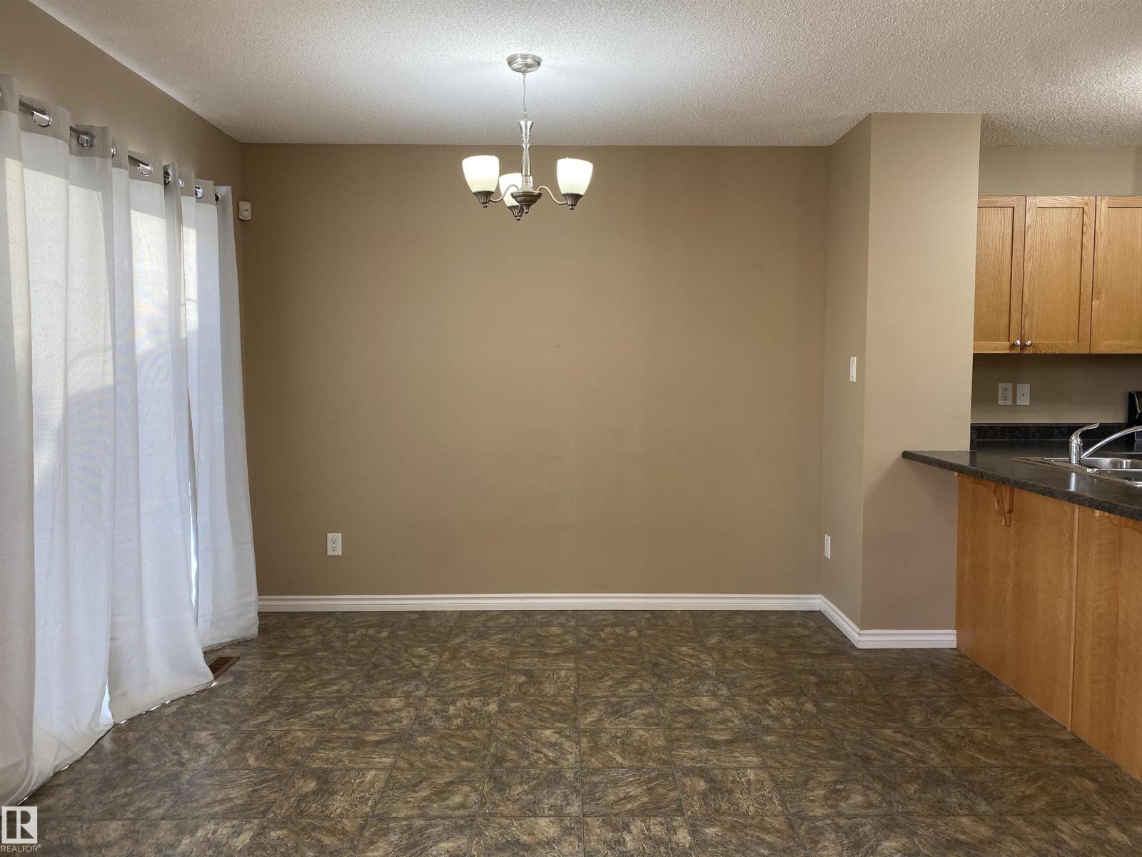 6411 18 Av Sw Sw, Edmonton, Alberta  T6X 0M8 - Photo 10 - E4469539