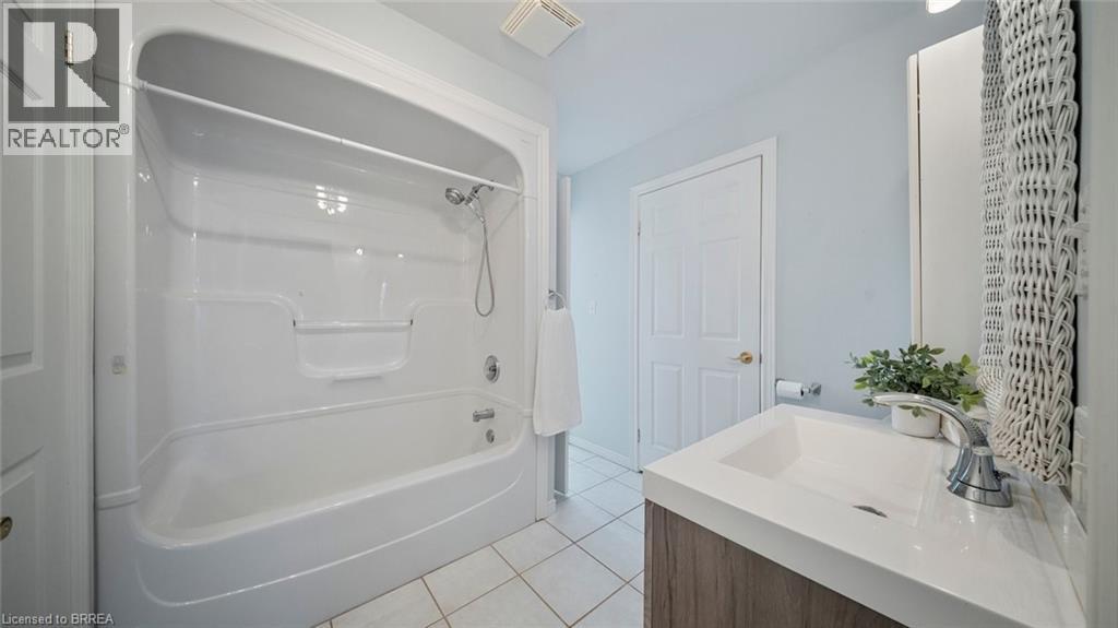 356 Grand River Avenue, Brantford, Ontario  N3T 4Y8 - Photo 17 - 40795618