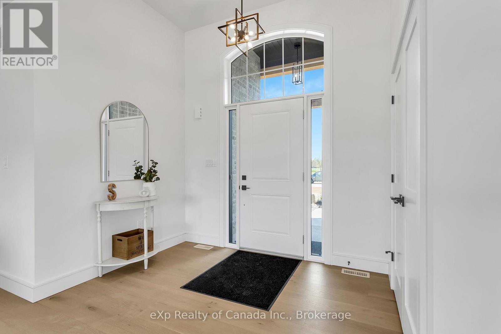 9 Clover Lane, Norwich, Ontario  N0J 1R0 - Photo 9 - X12680958