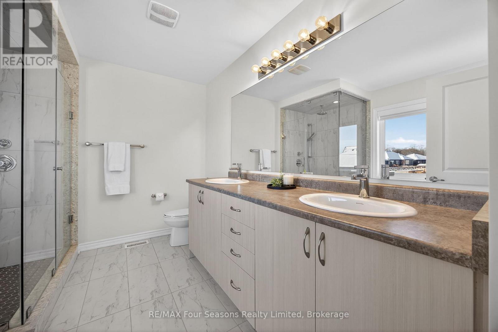 18 Beatrice Drive, Wasaga Beach, Ontario L9Z 0L3 - Photo 17 - S12680984