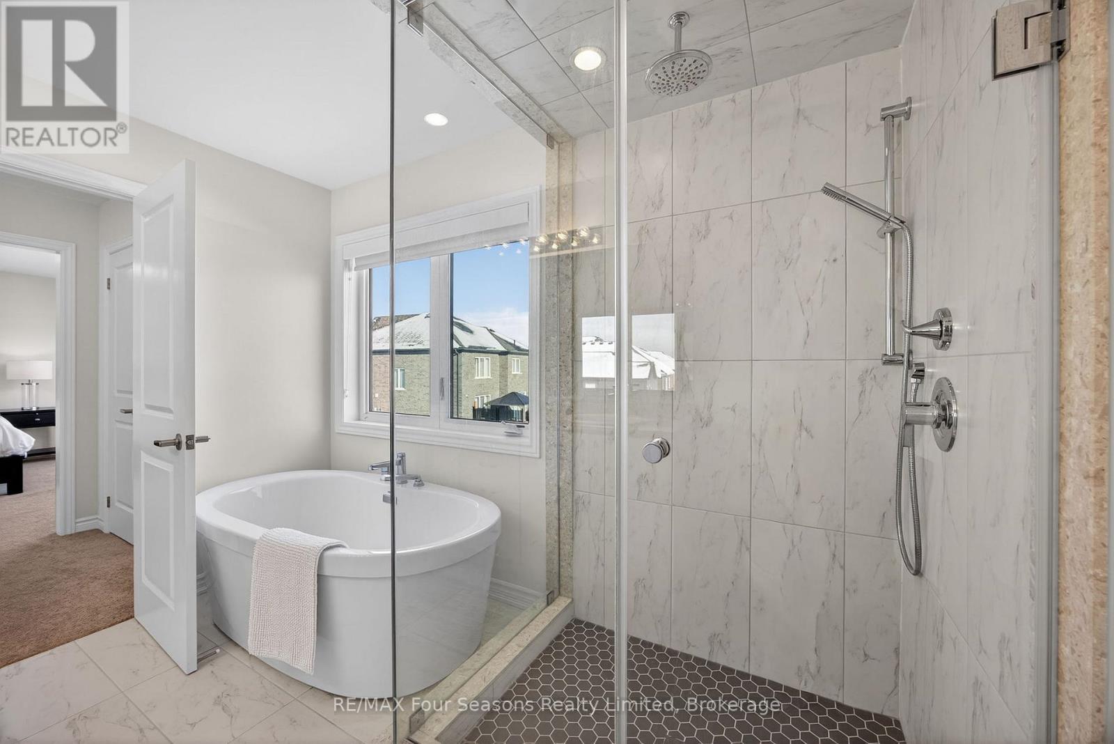 18 Beatrice Drive, Wasaga Beach, Ontario L9Z 0L3 - Photo 20 - S12680984