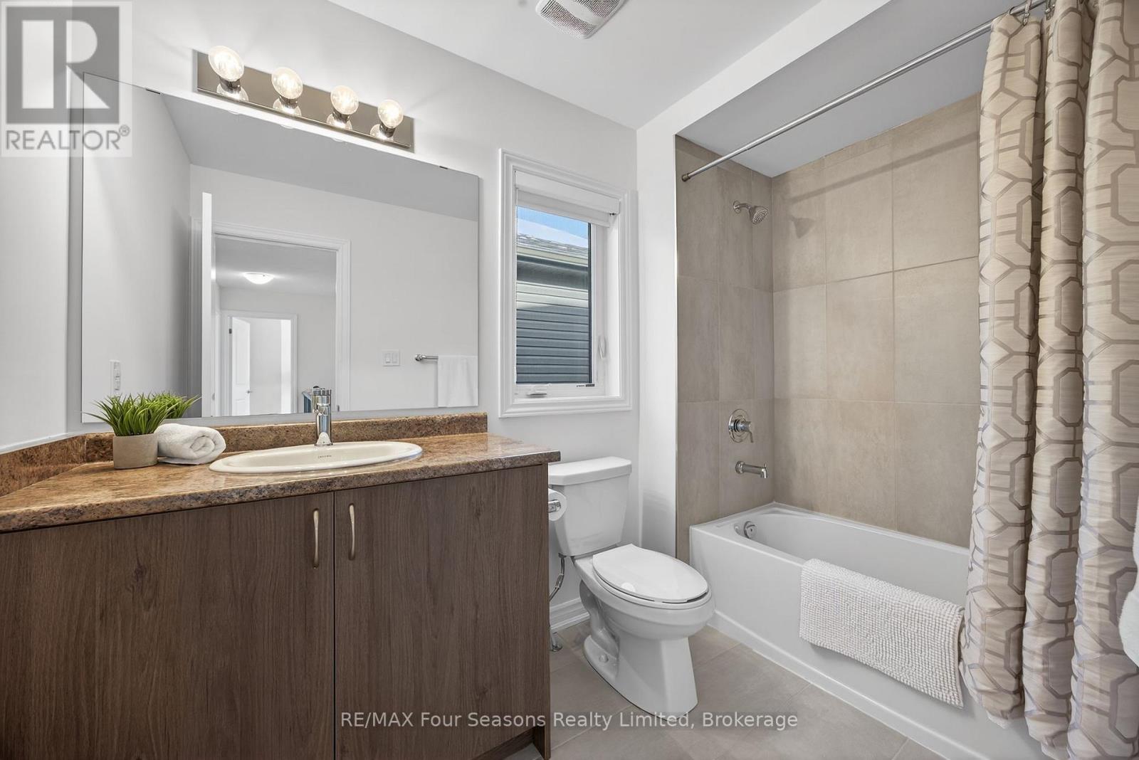 18 Beatrice Drive, Wasaga Beach, Ontario L9Z 0L3 - Photo 24 - S12680984