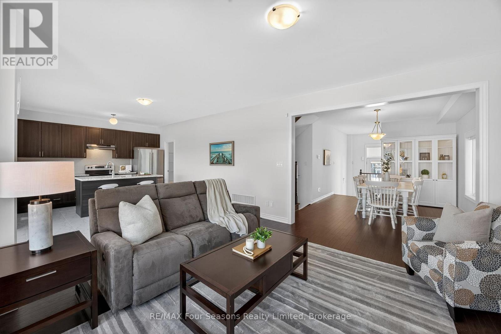 18 Beatrice Drive, Wasaga Beach, Ontario L9Z 0L3 - Photo 8 - S12680984