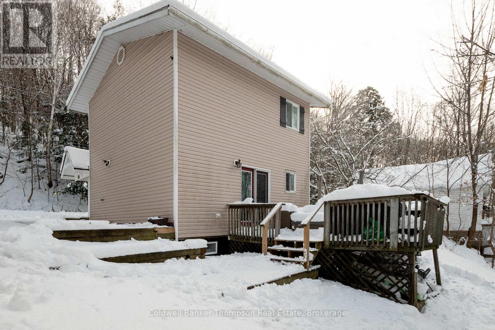 16 Walpole Street, Huntsville, Ontario P1H 1V3 - Photo 39 - X12681020
