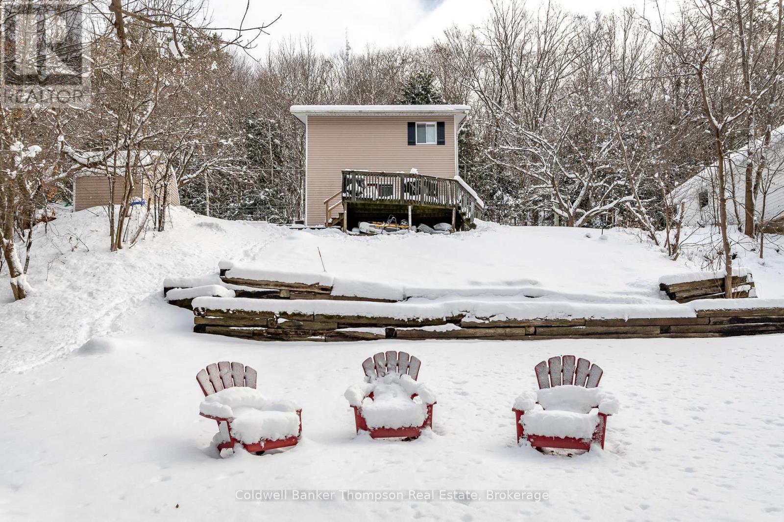 16 Walpole Street, Huntsville, Ontario P1H 1V3 - Photo 40 - X12681020