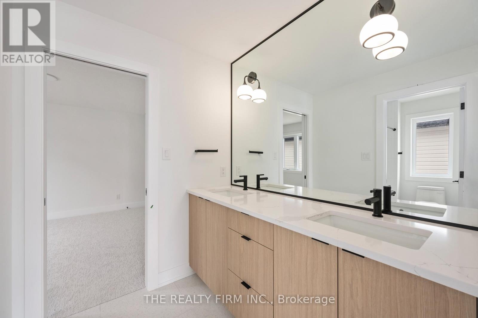 2603 Buroak Drive, London North, Ontario  N6G 3W1 - Photo 14 - X12681030