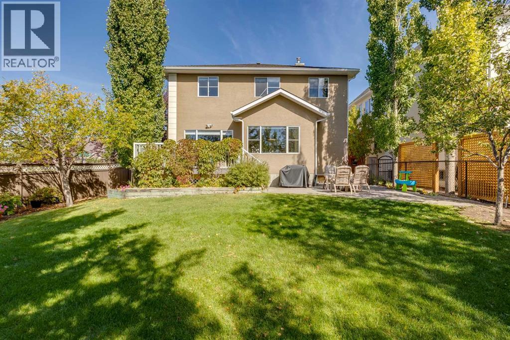 104 Strathridge Place Sw, Calgary, Alberta  T3H 4J1 - Photo 3 - A2270016