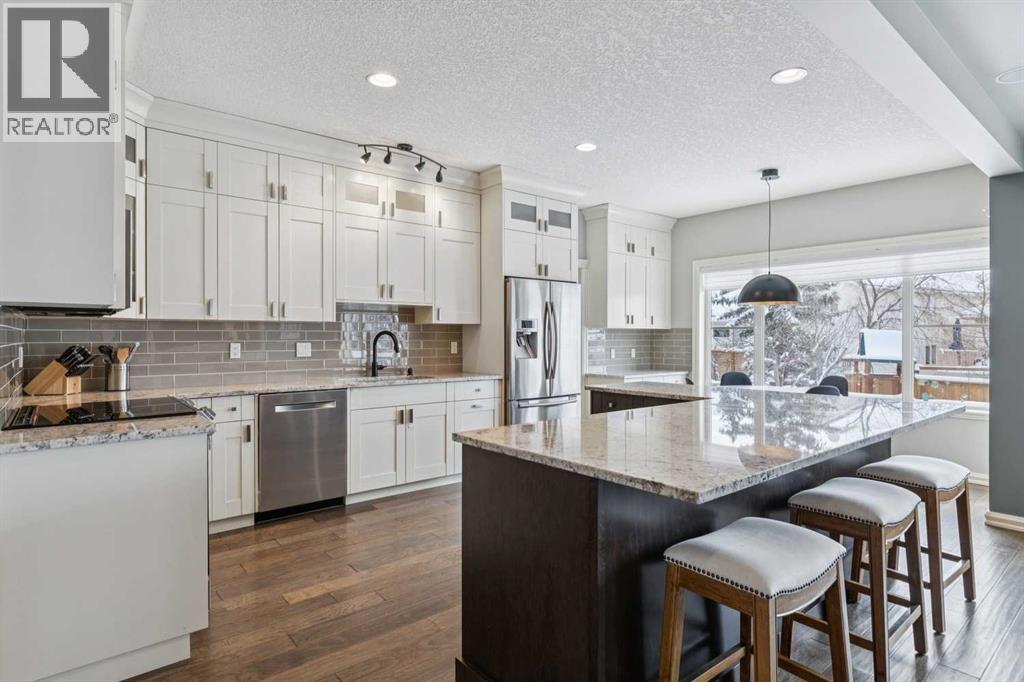 104 Strathridge Place Sw, Calgary, Alberta  T3H 4J1 - Photo 9 - A2270016