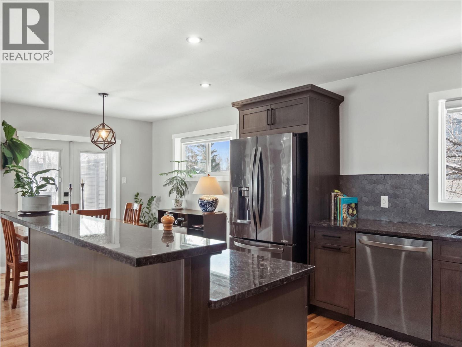 1500 105 Avenue, Dawson Creek, British Columbia  V1G 2M4 - Photo 3 - 10372284