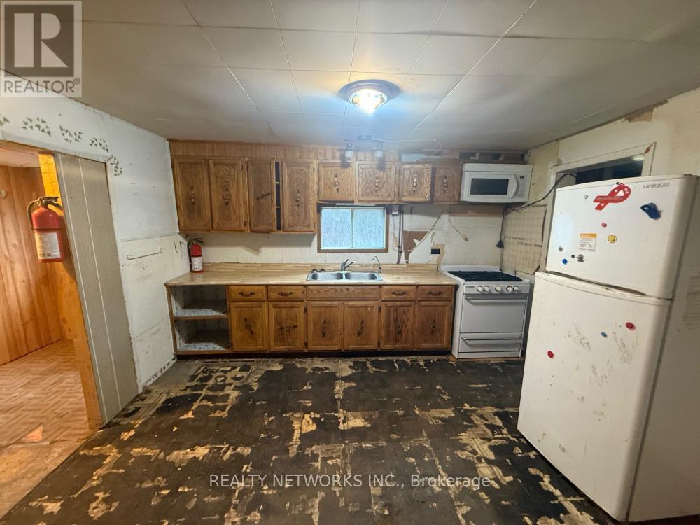 1039 Camp Bickell Road, Iroquois Falls, Ontario  P0N 1A0 - Photo 6 - T12680932