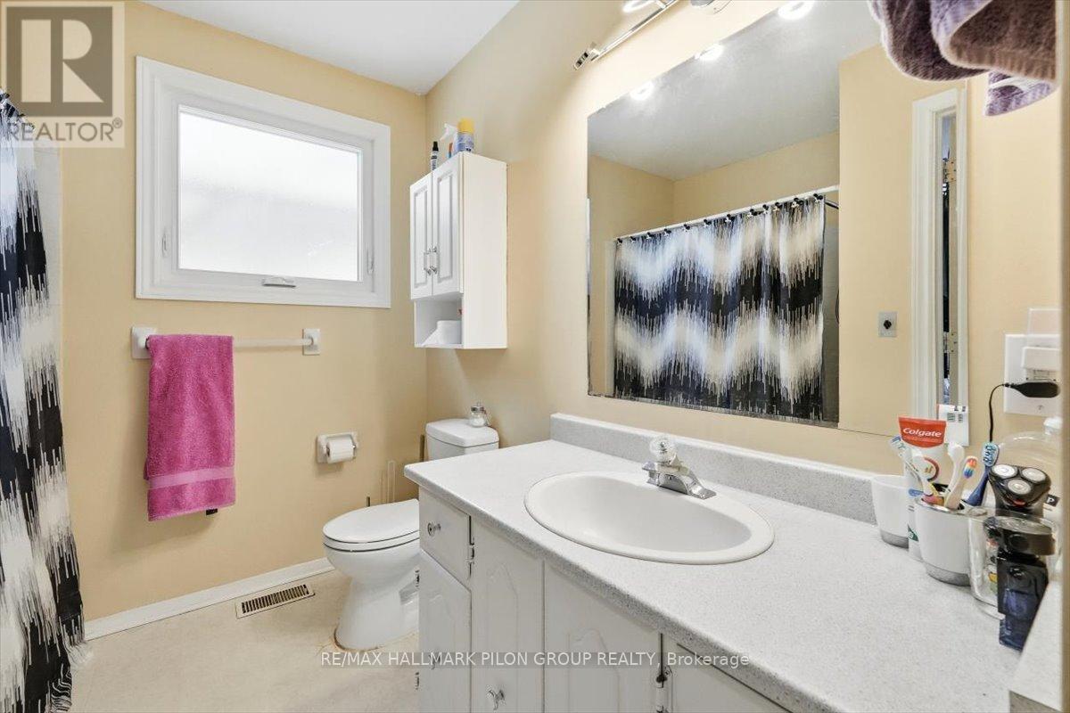 2620 Denise Avenue, Ottawa, Ontario  K4B 1J8 - Photo 10 - X12680938