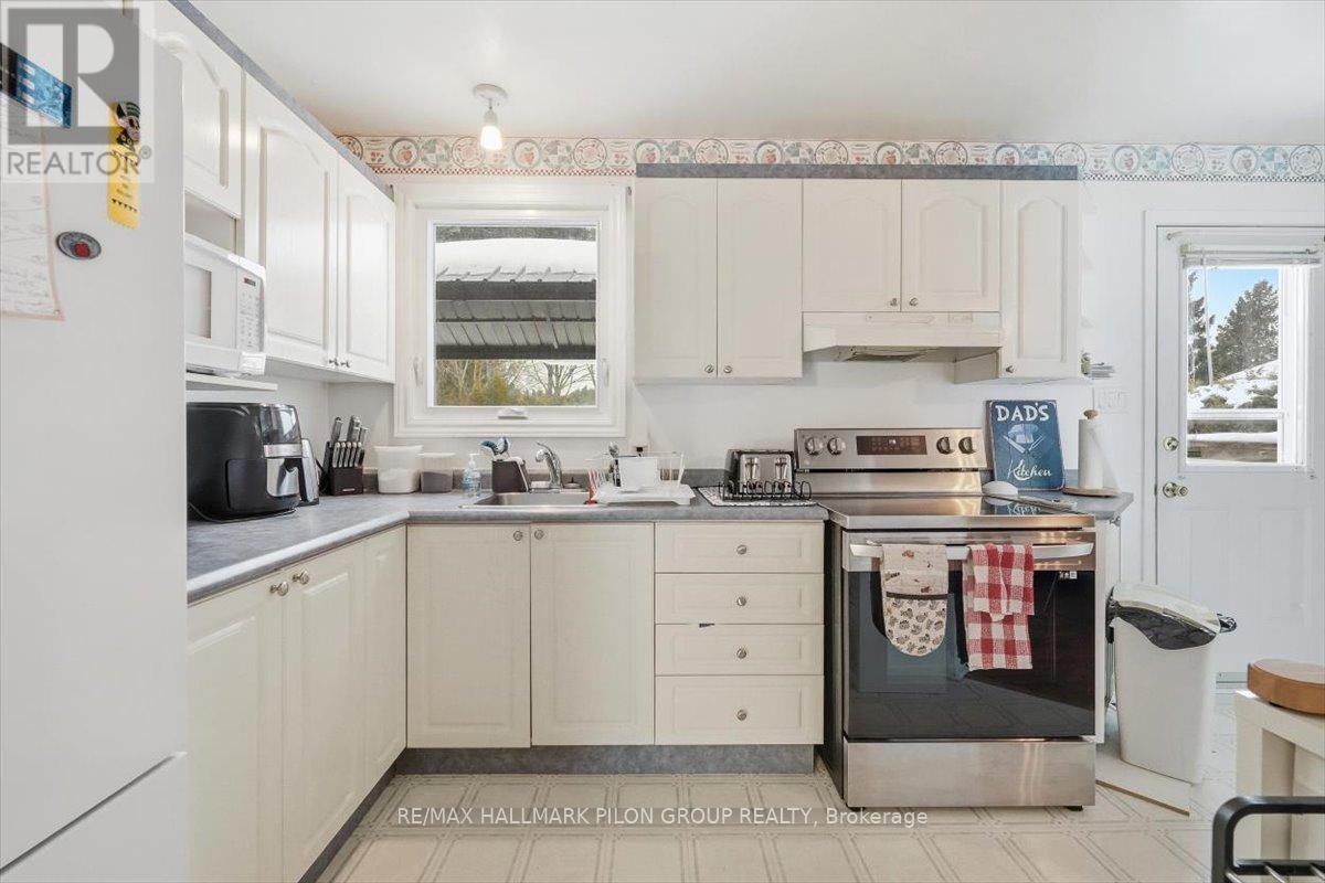 2620 Denise Avenue, Ottawa, Ontario  K4B 1J8 - Photo 7 - X12680938