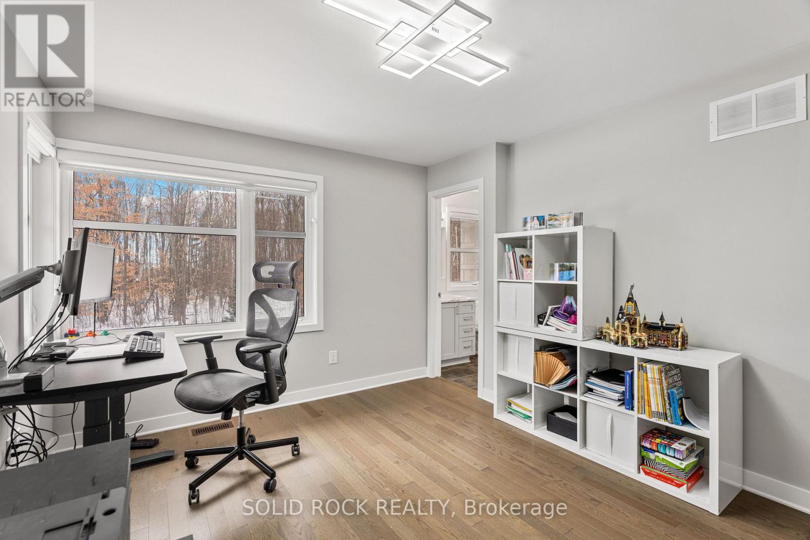 242 Shinleaf Crescent, Ottawa, Ontario  K1W 0J2 - Photo 26 - X12680940