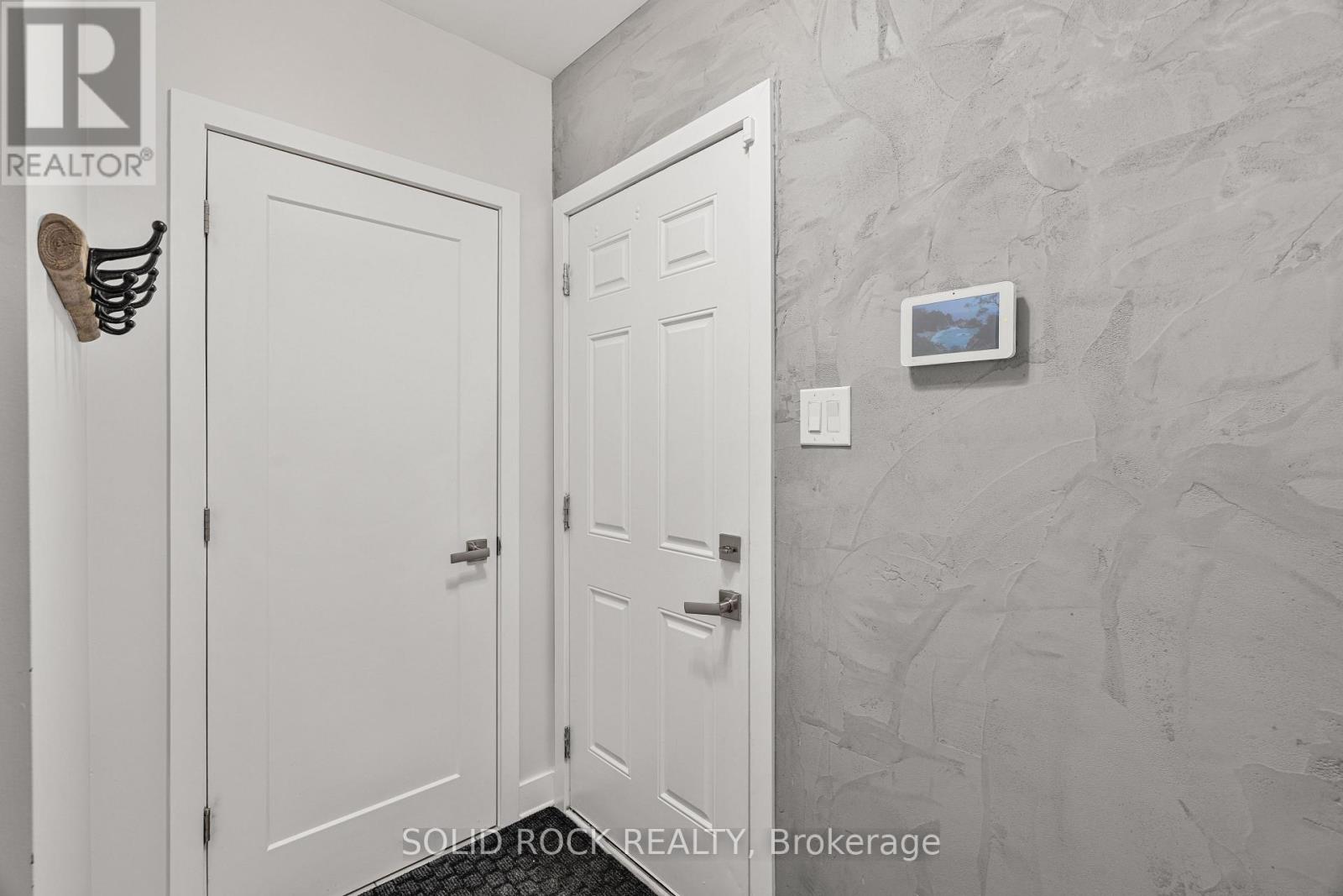 242 Shinleaf Crescent, Ottawa, Ontario  K1W 0J2 - Photo 33 - X12680940