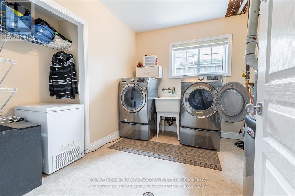 16 Wellandvale Drive, Welland, Ontario  L3C 7C4 - Photo 30 - X12681026