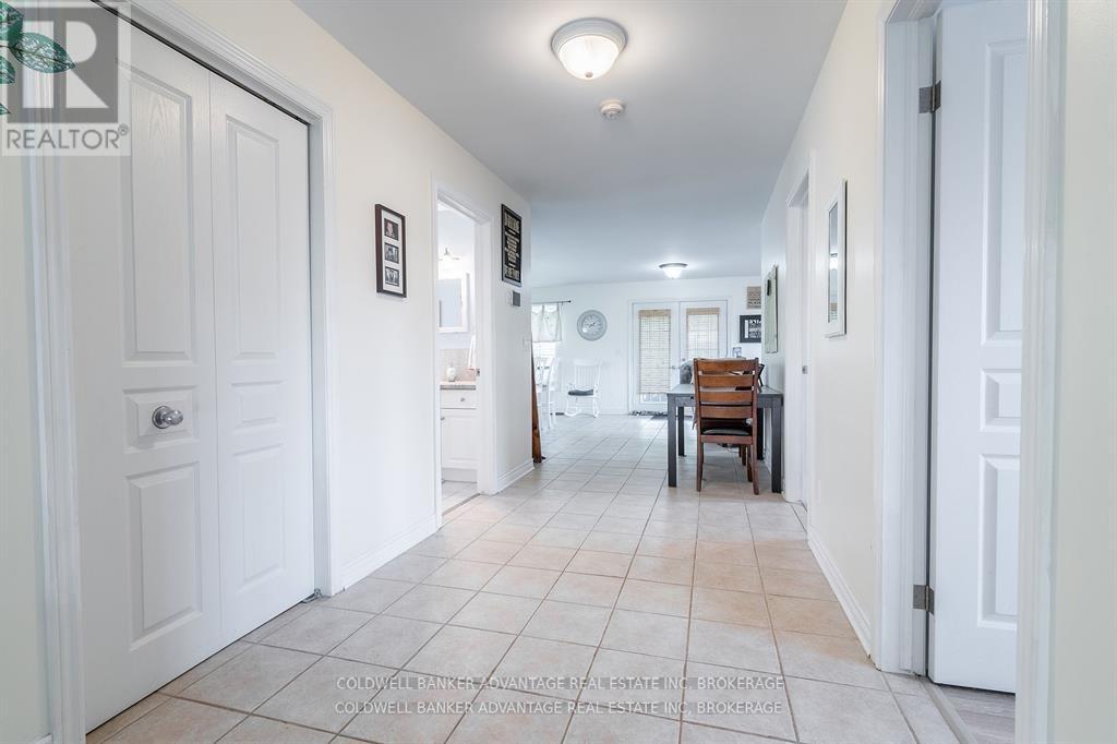 16 Wellandvale Drive, Welland, Ontario  L3C 7C4 - Photo 4 - X12681026