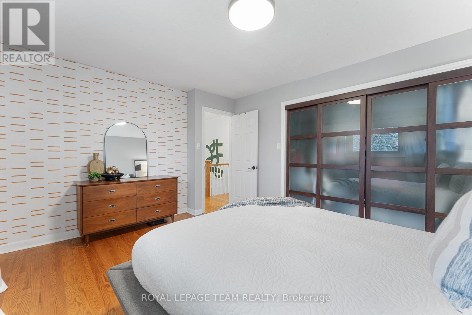 62 Crystal Beach Drive, Ottawa, Ontario  K2H 5N1 - Photo 23 - X12586752