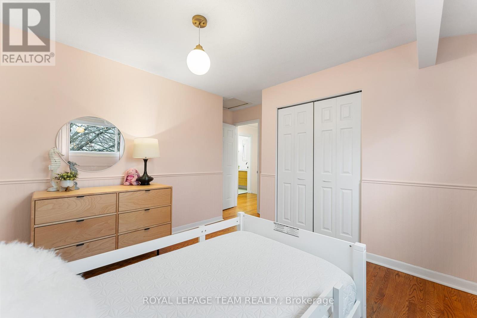 62 Crystal Beach Drive, Ottawa, Ontario  K2H 5N1 - Photo 28 - X12586752