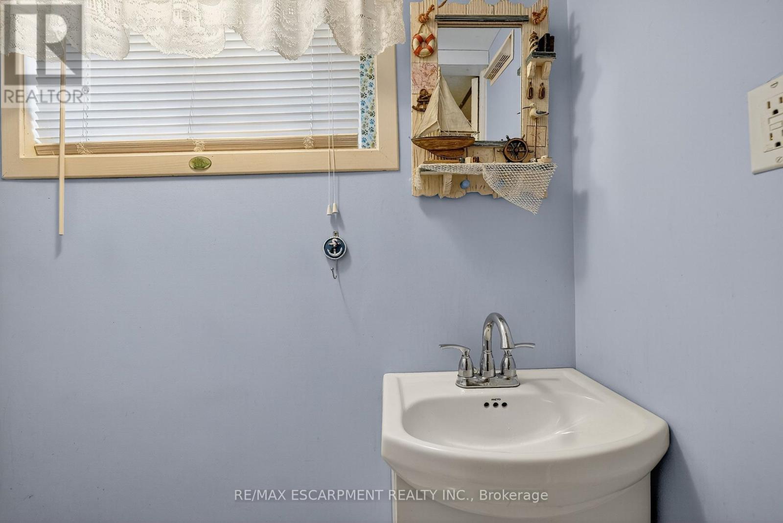 46 Weir Street S, Hamilton, Ontario  L8K 3A4 - Photo 21 - X12491930