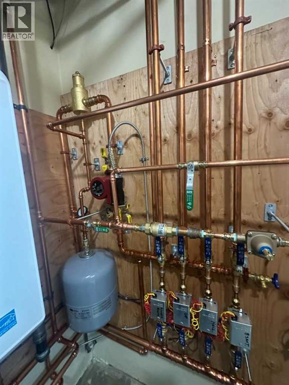 112 43 Avenue W, Claresholm, Alberta  T0L 0T0 - Photo 46 - A2273845