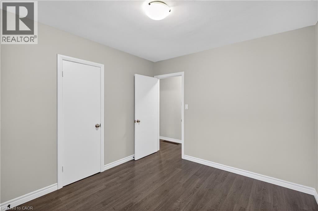 399 East 15th Street, Hamilton, Ontario  L9A 4G9 - Photo 12 - 40796265