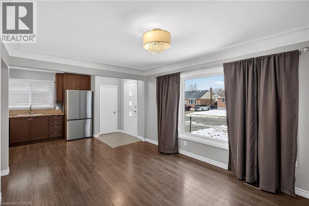 399 East 15th Street, Hamilton, Ontario  L9A 4G9 - Photo 7 - 40796265