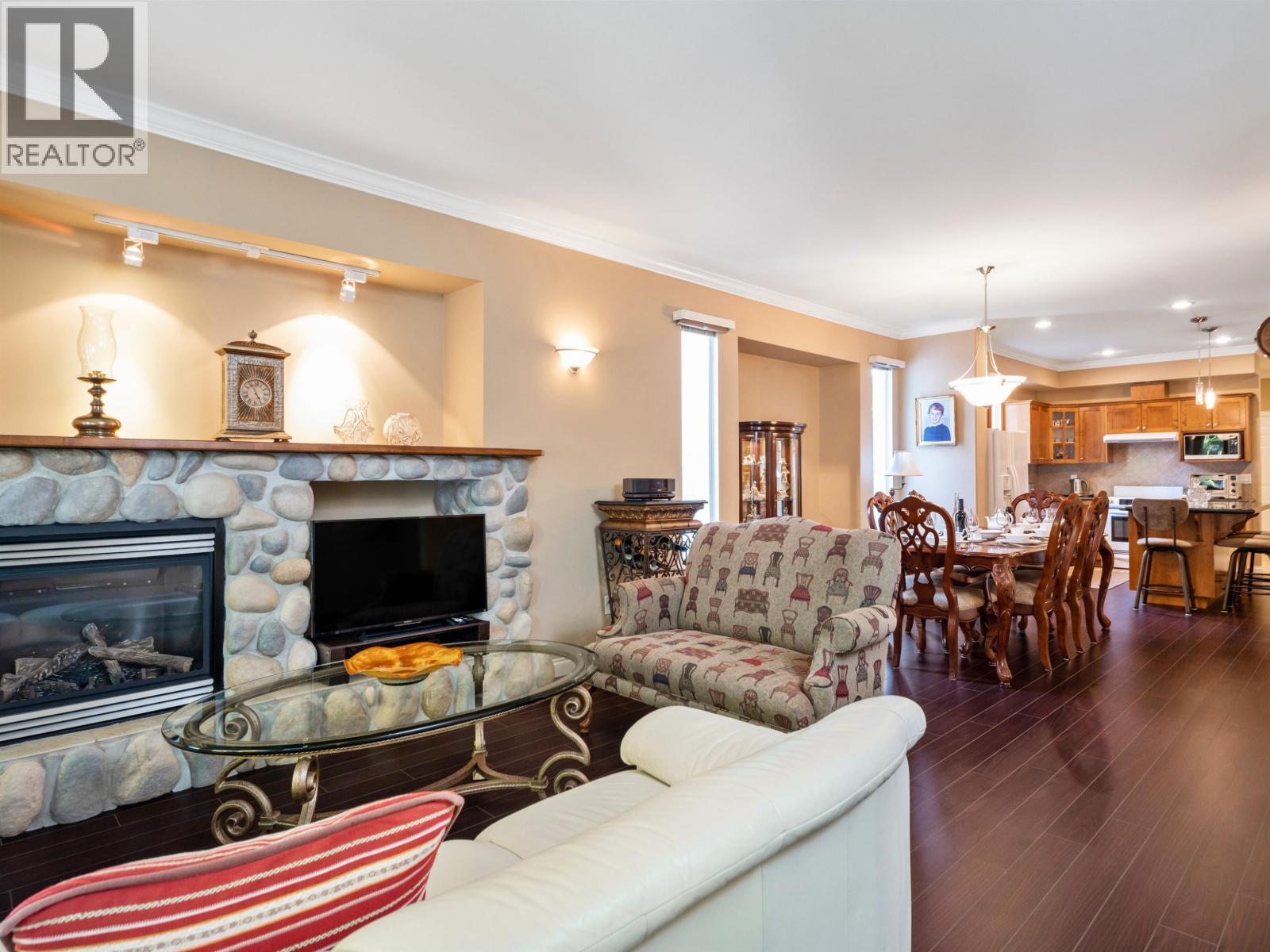 2205 Parkway Boulevard, Coquitlam, British Columbia  V3E 3P8 - Photo 19 - R3077643