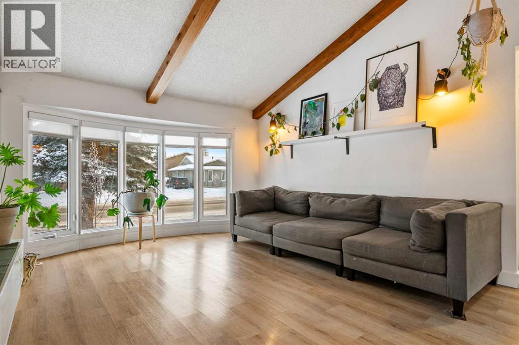 14847 Deer Run Drive Se, Calgary, Alberta  T2J 5X2 - Photo 7 - A2276726