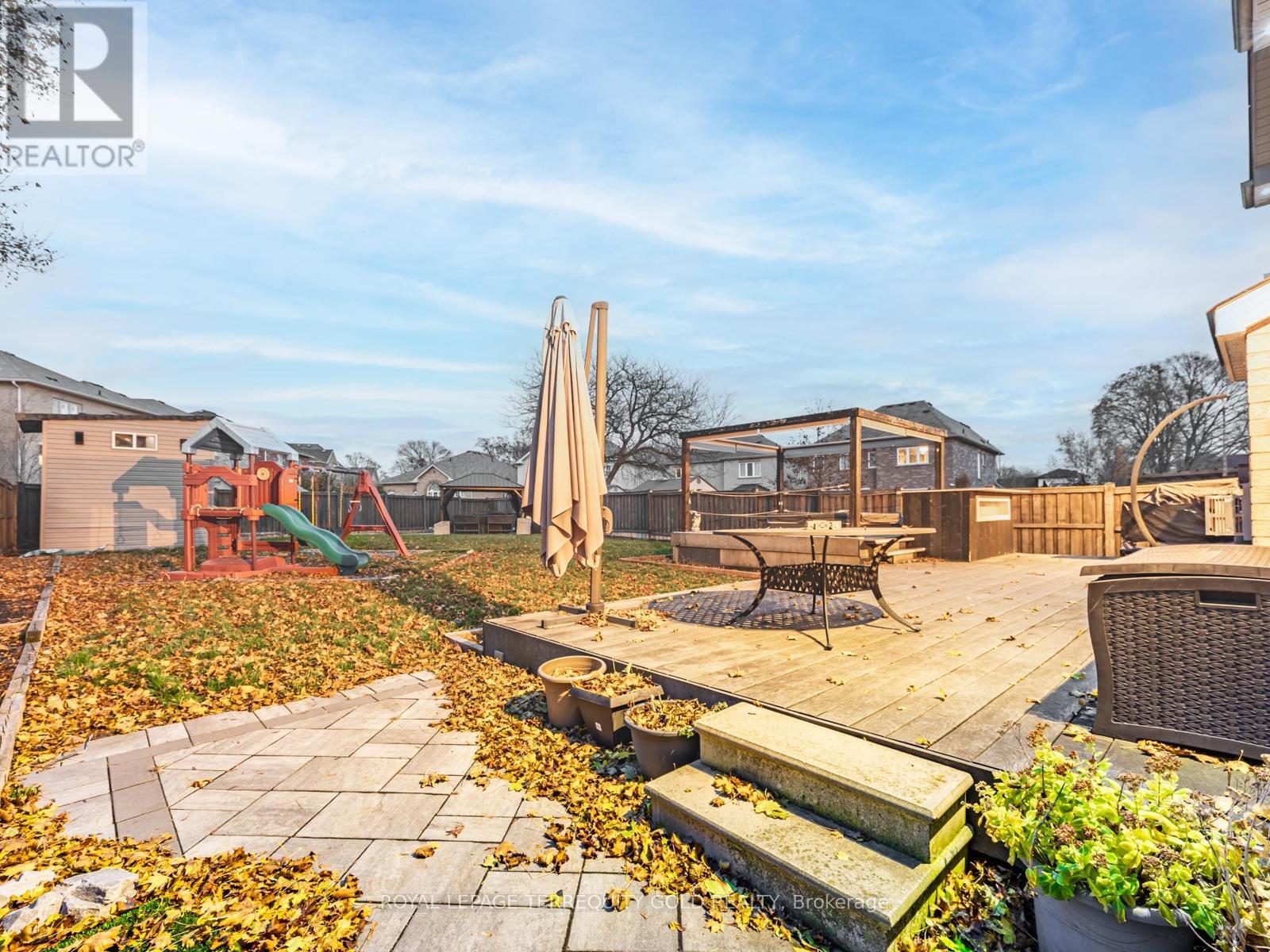 66 Rideout Street, Ajax, Ontario  L1S 1P8 - Photo 35 - E12681016