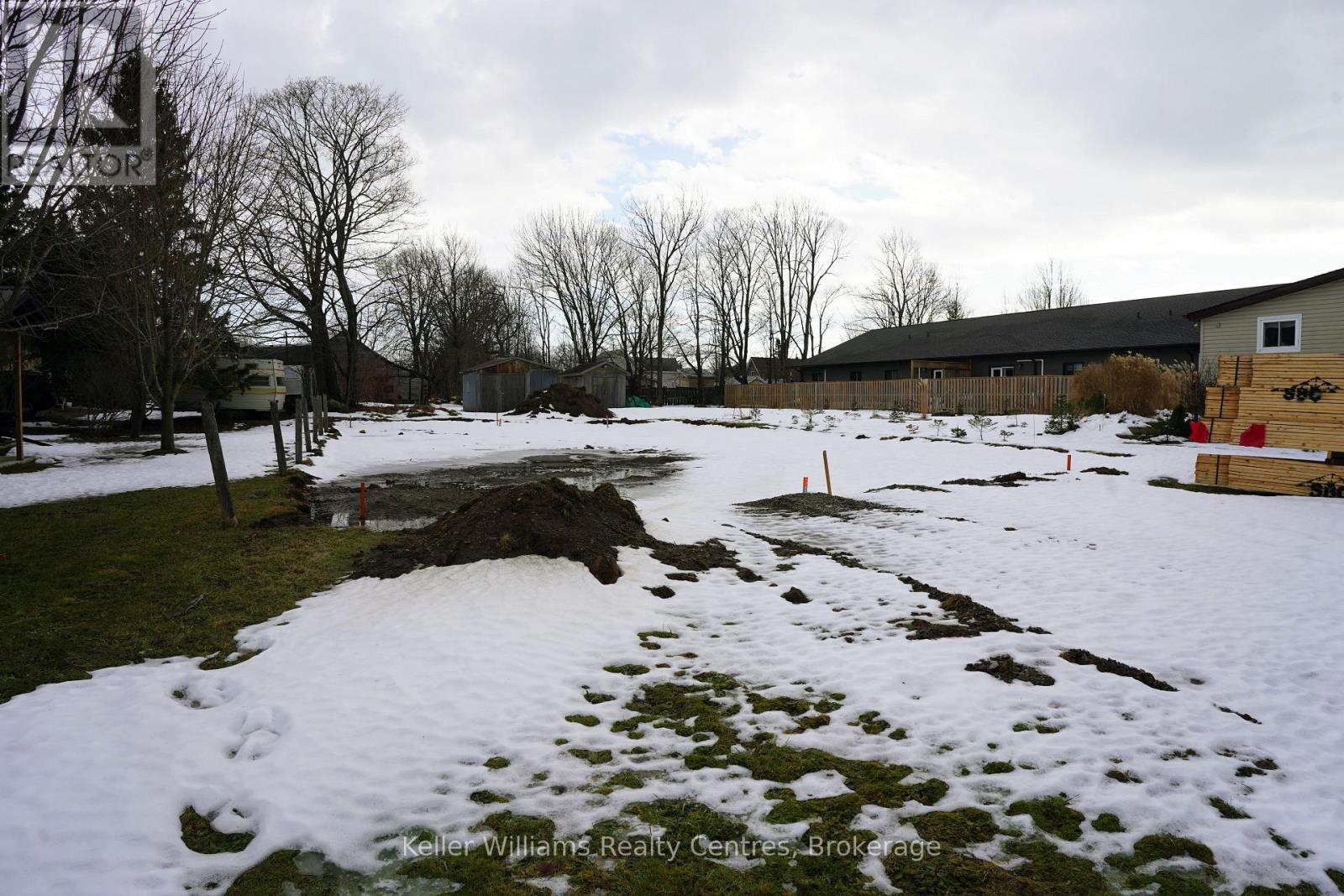 665 Watson Street, South Bruce Peninsula, Ontario  N0H 2T0 - Photo 2 - X12678536