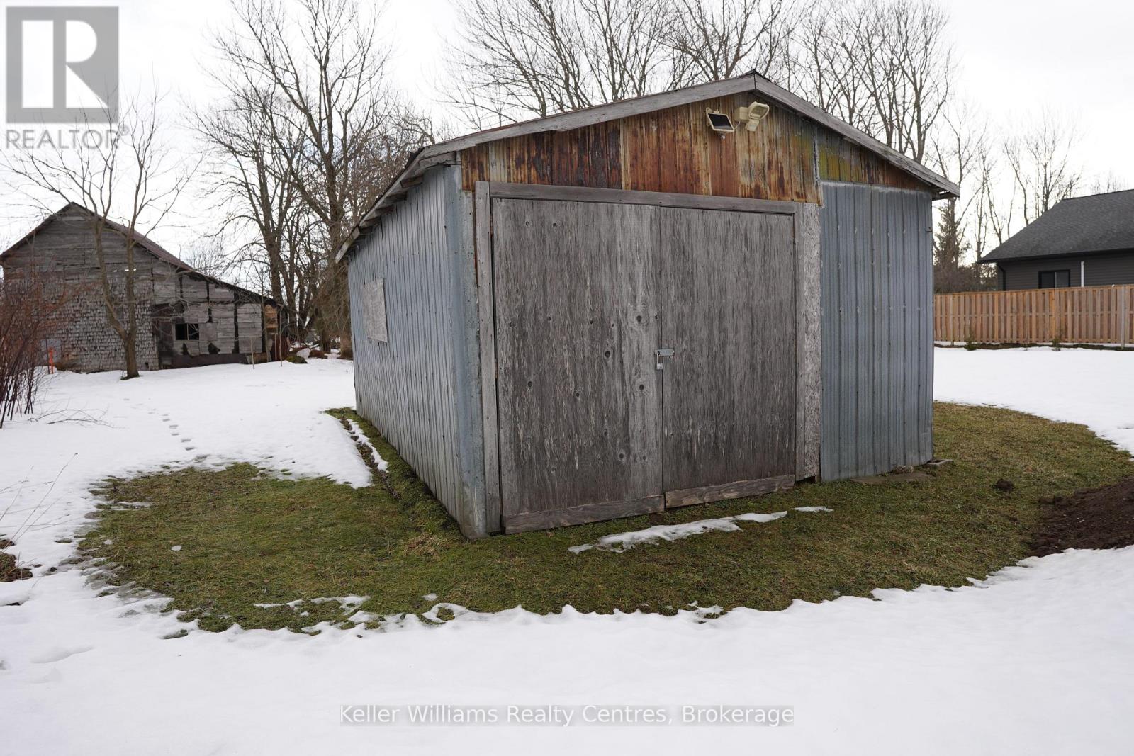665 Watson Street, South Bruce Peninsula, Ontario  N0H 2T0 - Photo 24 - X12678536
