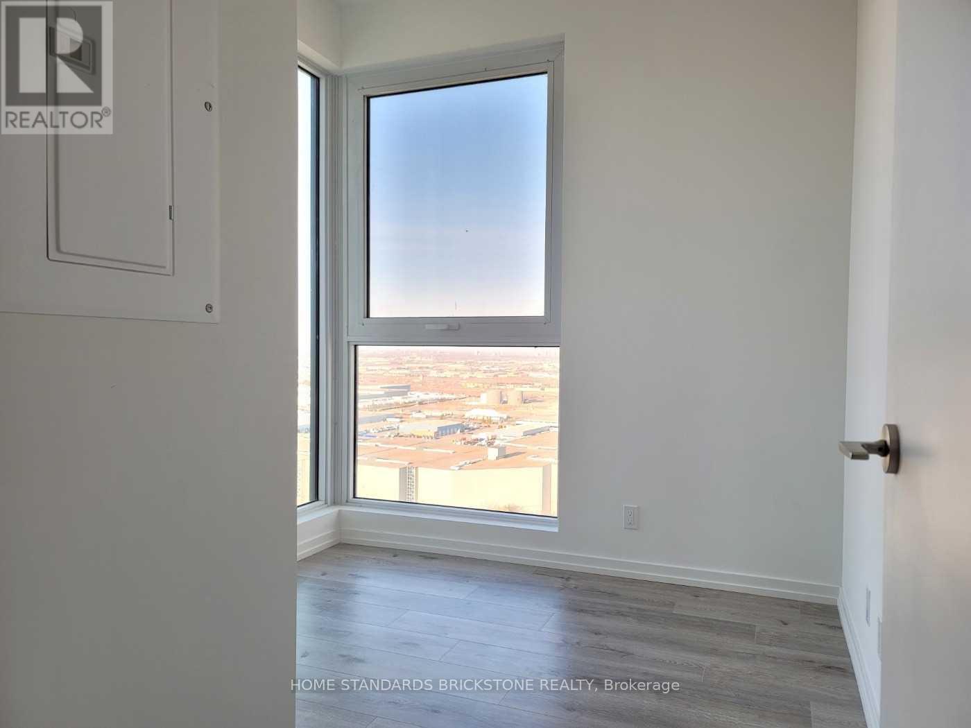 2705 - 1000 Portage Parkway, Vaughan, Ontario  L4K 0L1 - Photo 13 - N12681010