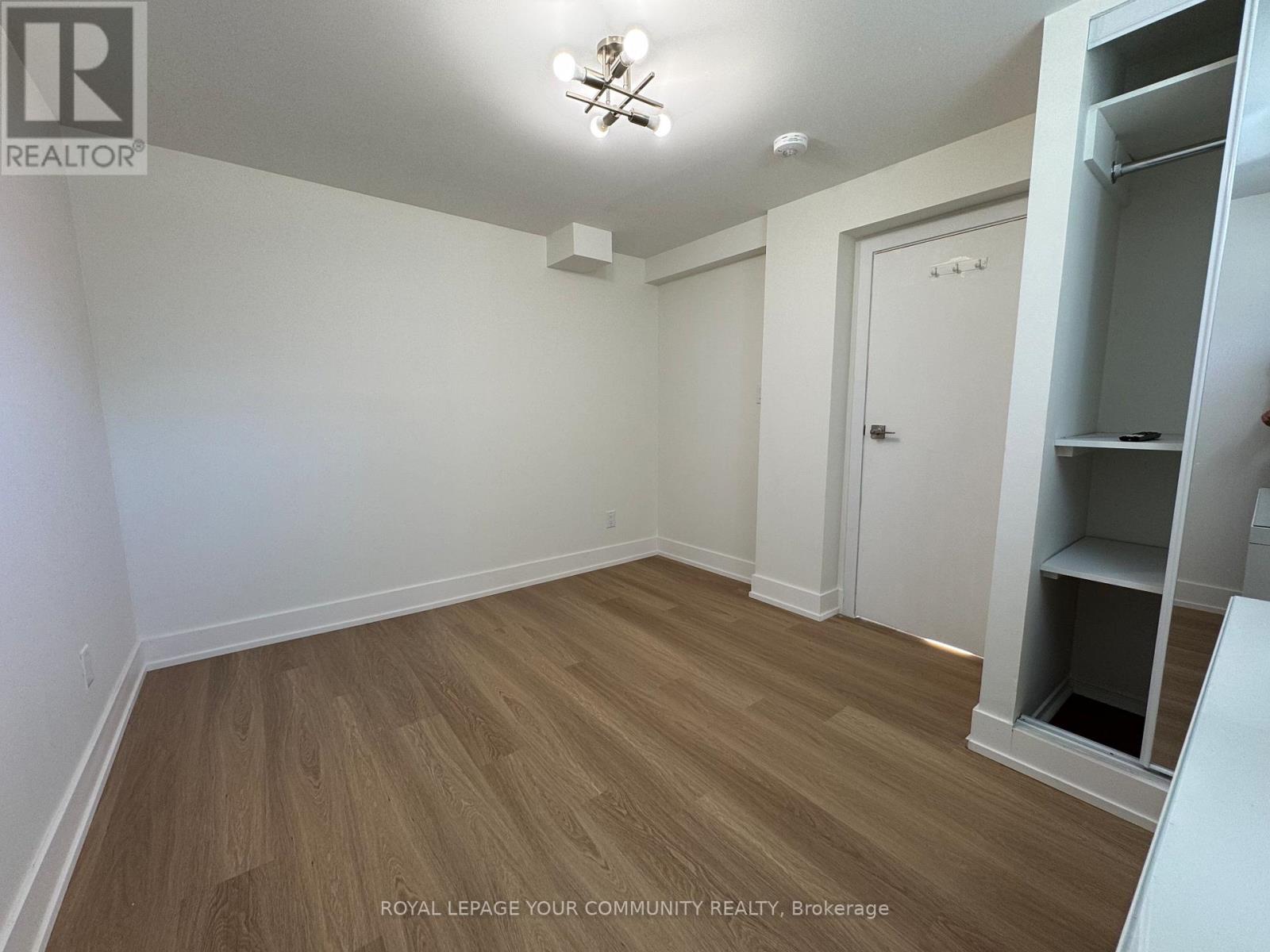 Lower 2 - 145 Harrison Drive, Newmarket, Ontario  L3Y 4P5 - Photo 7 - N12681040