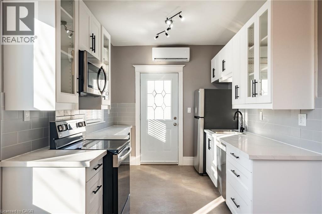 68-70 Robert Street, Hamilton, Ontario  L8L 2P3 - Photo 12 - 40797427